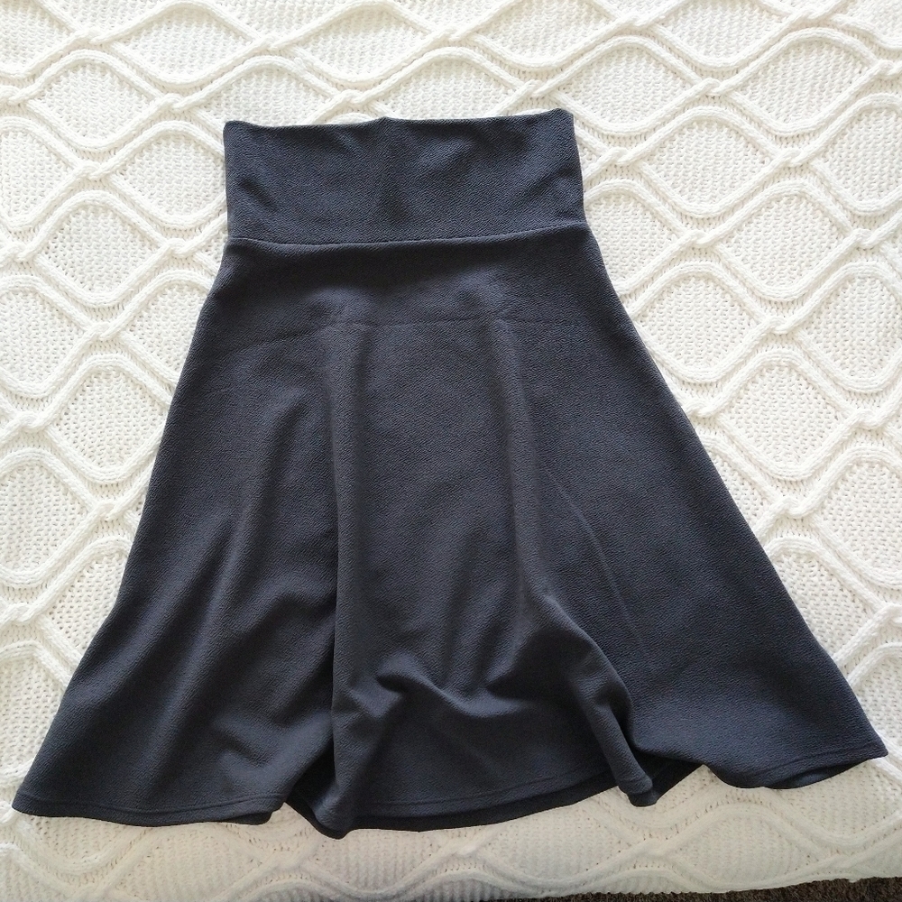4/$25 ❤️ LuLaRoe Azure Skirt Small Charcoal Grey